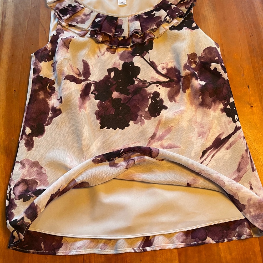 NWOT - Ann Taylor LOFT sleeveless blouse - Picture 2 of 8